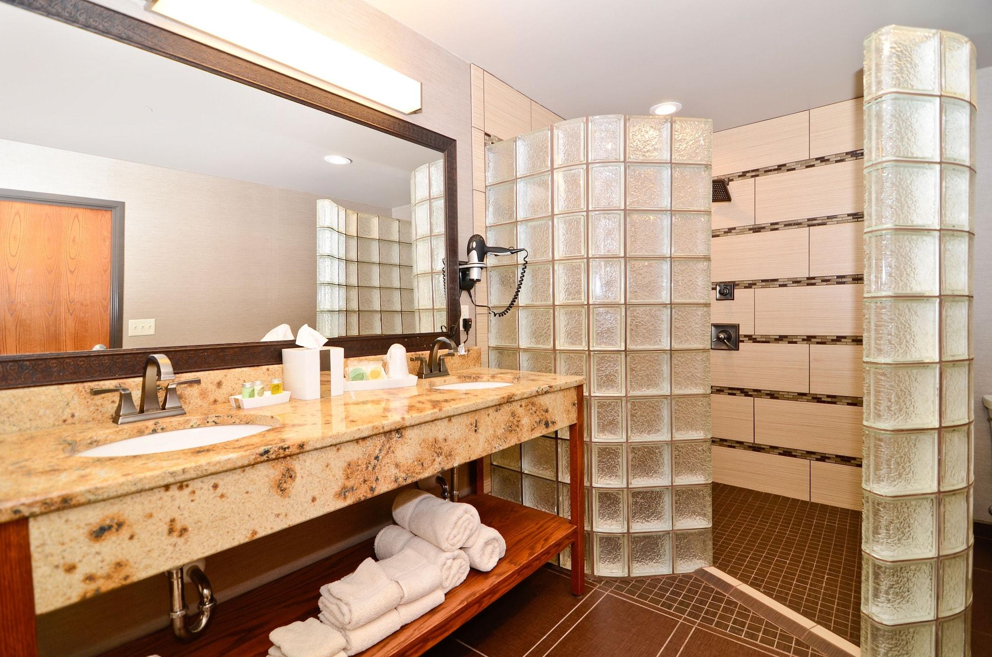 Astoria Extended Stay & Event Center Dickinson Extérieur photo